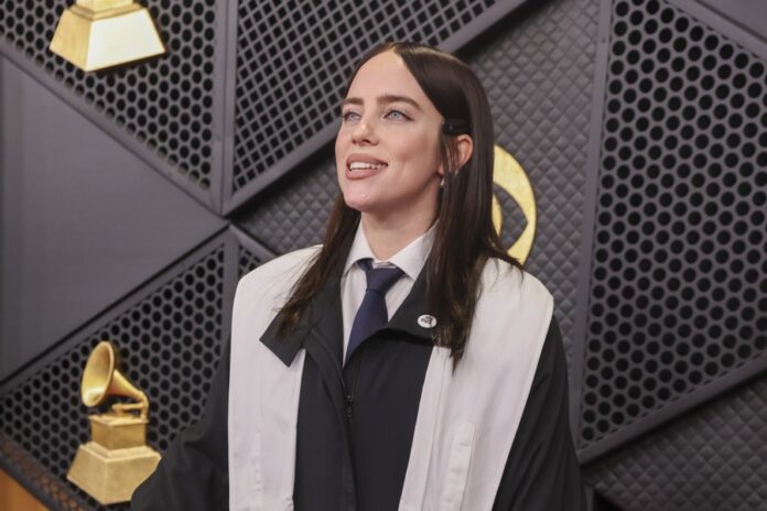 Billie Eilish gana el Grammy a canción del año y lanza un mensaje contra el ICE Billie Eilish