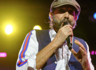 Honran a Juan Luis Guerra por su «invaluable contribución a la proyección» de R. Dominicana Juan Luis Guerra