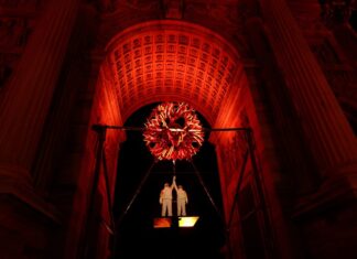 Juegos Olímpicos de Invierno comienzan con ceremonia en varios sitios y con 2 pebeteros Juegos Olímpicos