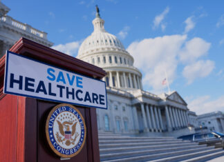 Cuidado de la salud se perfila como tema ganador para los demócratas en elecciones de EE. UU.