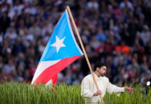 Bad Bunny lleva la historia y cultura de Puerto Rico a un revolucionario show de Super Bowl