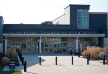 Abogados dicen que estudiantes confundieron al jefe de Policía con un contramanifestante