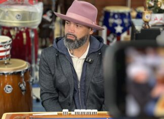 The Domino Dialogues: Puerto Rican history and pride in Philadelphia