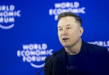 Musk impulsó el contenido sexual en su IA para ganar usuarios pese a riesgos legales