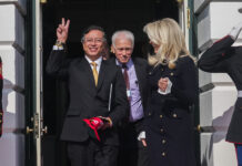 Petro niega haberle pedido a Trump que le retire las sanciones