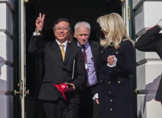 Petro niega haberle pedido a Trump que le retire las sanciones