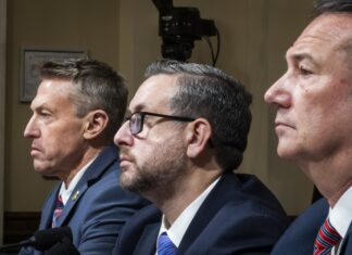 US immigration officials refuse to apologize over deaths in Minneapolis