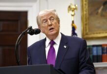 Un juez ordena a Trump el regreso a EE. UU. de venezolanos enviados a cárcel salvadoreña