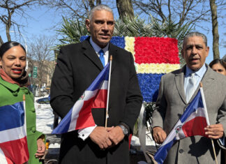 Edificios icónicos de Nueva York se iluminan para celebrar independencia Rep. Dominicana