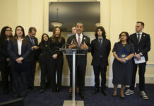 Demócratas invitan al estado de la Unión a personas afectadas por políticas migratorias Unión