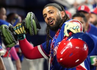 Dominicana y Venezuela no dan tregua en el Clásico Mundial. Dirimirán primer lugar del Grupo D Clásico Mundial