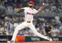 Abridor Cristopher Sánchez firma nuevo contrato de 6 años con los Filis Filis