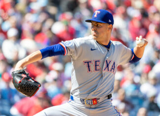 MacKenzie Gore poncha a 7 en su primera apertura con Rangers que vencen 8-3 a Filis Filis