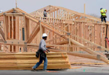 EE. UU. pierde 92.000 empleos el mes pasado; el desempleo sube a 4,4%