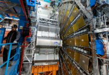 El CERN celebra como un éxito científico una delicada prueba para transportar antimateria