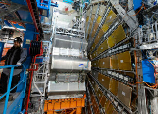 El CERN celebra como un éxito científico una delicada prueba para transportar antimateria