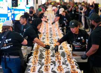 La fila más larga en el aeropuerto de Filadelfia no fue de seguridad, sino de cheesesteaks