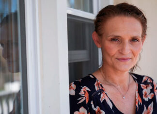 Lo que hombres y mujeres piensan sobre género y salario, según nueva encuesta AP-NORC