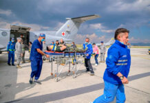 Suben a 69 los muertos en accidente aéreo en Colombia que abre debate sobre estado de avión donado