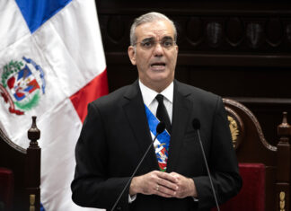 Abinader se muestra optimista sobre futuro económico y destaca reserva de tierras raras