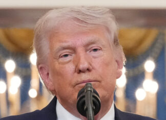 Trump usa su discurso sobre guerra con Irán para pedir más tiempo a un electorado escéptico
