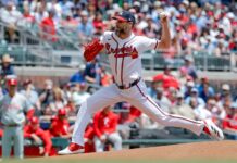Chris Sale lanza 6 entradas en blanco para su victoria 150 y Bravos vencen 6-2 a Filis Chris Sale