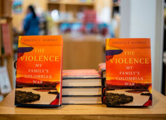 Adriana Ramírez opens her family album to tell the story of “La Violencia en Colombia”