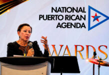 La congresista Nydia Velázquez recibe el Premio Antonia Pantoja de la NPRA en Lancaster PA