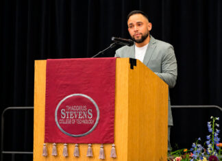 Entre las figuras emergentes del liderazgo hispano en la política estadounidense figura el nuevo alcalde de Lancaster