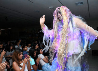 María del Pilar Reales presenta La Llorona en Filadelfia