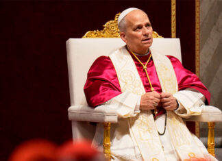 Muchos católicos de EE. UU. están consternados por ataque de Trump contra primer papa estadounidense