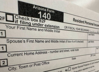 Qué saber sobre exenciones fiscales de Trump a propinas y horas extra