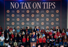 Trump prometió alivio fiscal, pero sondeos muestran que la mayoría en EE. UU. cree que paga de más