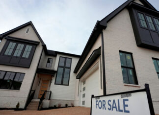 Ventas de viviendas en EE. UU. caen a su menor ritmo en nueve meses