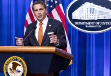 Gobierno de Trump acusa a grupo antirracismo SPLC de «financiar grupos extremistas