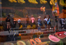 Migrantes se apresuran a solicitar legalización bajo nuevo programa en España