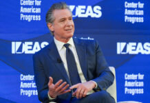 Gobernador de California dice en Washington que Gobierno Trump es «historia de corrupción»