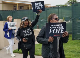 Votantes protestan en Luisiana por nuevo mapa electoral que busca favorecer a Trump Luisiana