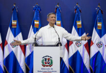 República Dominicana prevé acoger al mes a treinta migrantes deportados desde EE. UU.