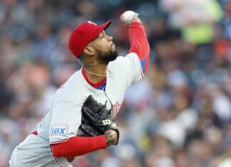 El dominicano Cristopher Sánchez, el lanzador dominante de los Filis