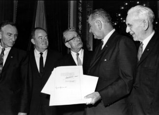 Corte Suprema de EE. UU. vacía una ley histórica que protegió el voto de las minorías durante 60 años