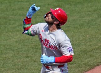 Bryce Harper pega jonrón ante Paul Skenes y Filis vencen 6-0 a Piratas Filis
