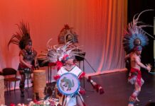 Cuando el pasado resuena: danza azteca y música barroca, cultura viva en tiempos de debate histórico