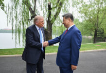 Trump se olvida de la guerra comercial para hacer negocios con su «amigo» Xi en China