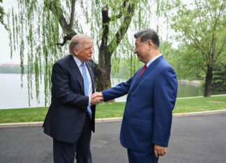 Trump se olvida de la guerra comercial para hacer negocios con su «amigo» Xi en China