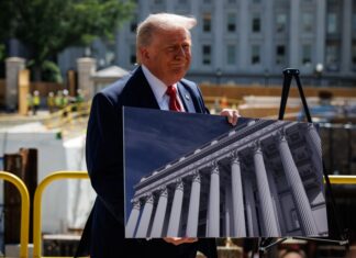La nueva regla de Trump sobre las ‘green cards’ golpea a la migración legal