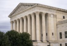 Tribunal Supremo de EE. UU. permite a Alabama usar el mapa electoral favorable a republicanos
