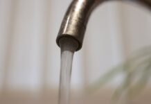 Las interrupciones del servicio de agua potable se agravan en Puerto Rico Puerto Rico