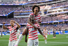 EE. UU. debuta en su Mundial con goleada de 4-1 ante un Paraguay errático y petrificado
