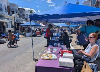 Fiesta de barrio trae recursos de bienestar y diversión de verano a North Fairhill Street